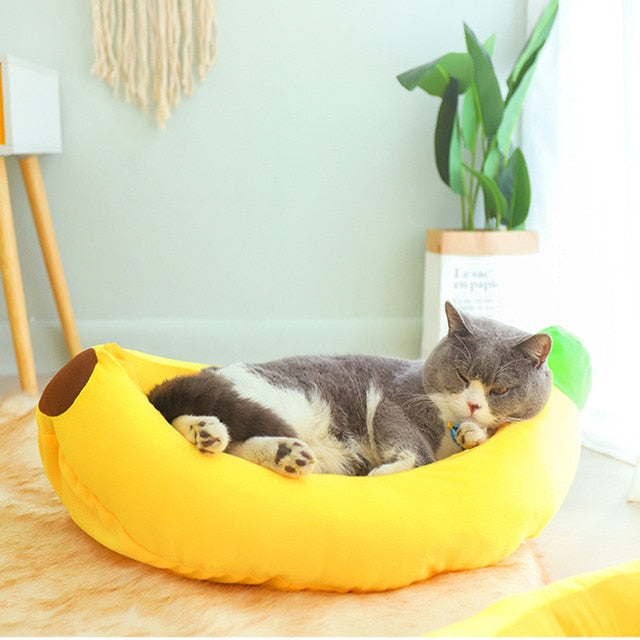 Banana Cozy Pet Bed